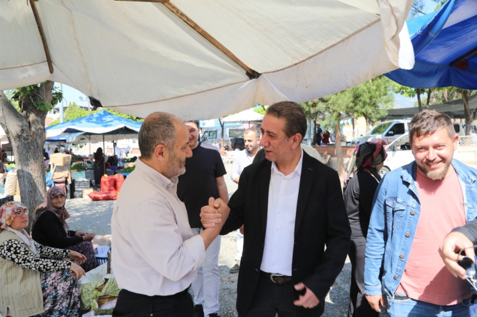 BAŞKAN ANIL YETİŞKİN RAMAZAN BAYRAMI’NI VATANDAŞLARLA İÇ İÇE GEÇİRDİ