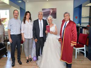 Olamayan düğünü Muratpaşa yaptı