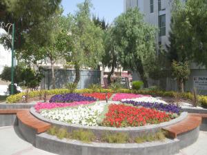 SİMGE İSİMLER KUŞADASININ PARKLARINDA ÖLÜMSÜZLEŞİYOR