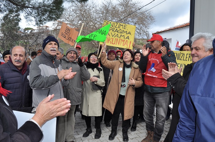 KARABURUN’DA ŞİMDİLİK ‘KEÇİLER’ KAZANDI!