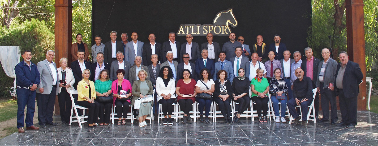 Karaoğlu’ndan Bucalı muhtarlara özel iletişim sözü