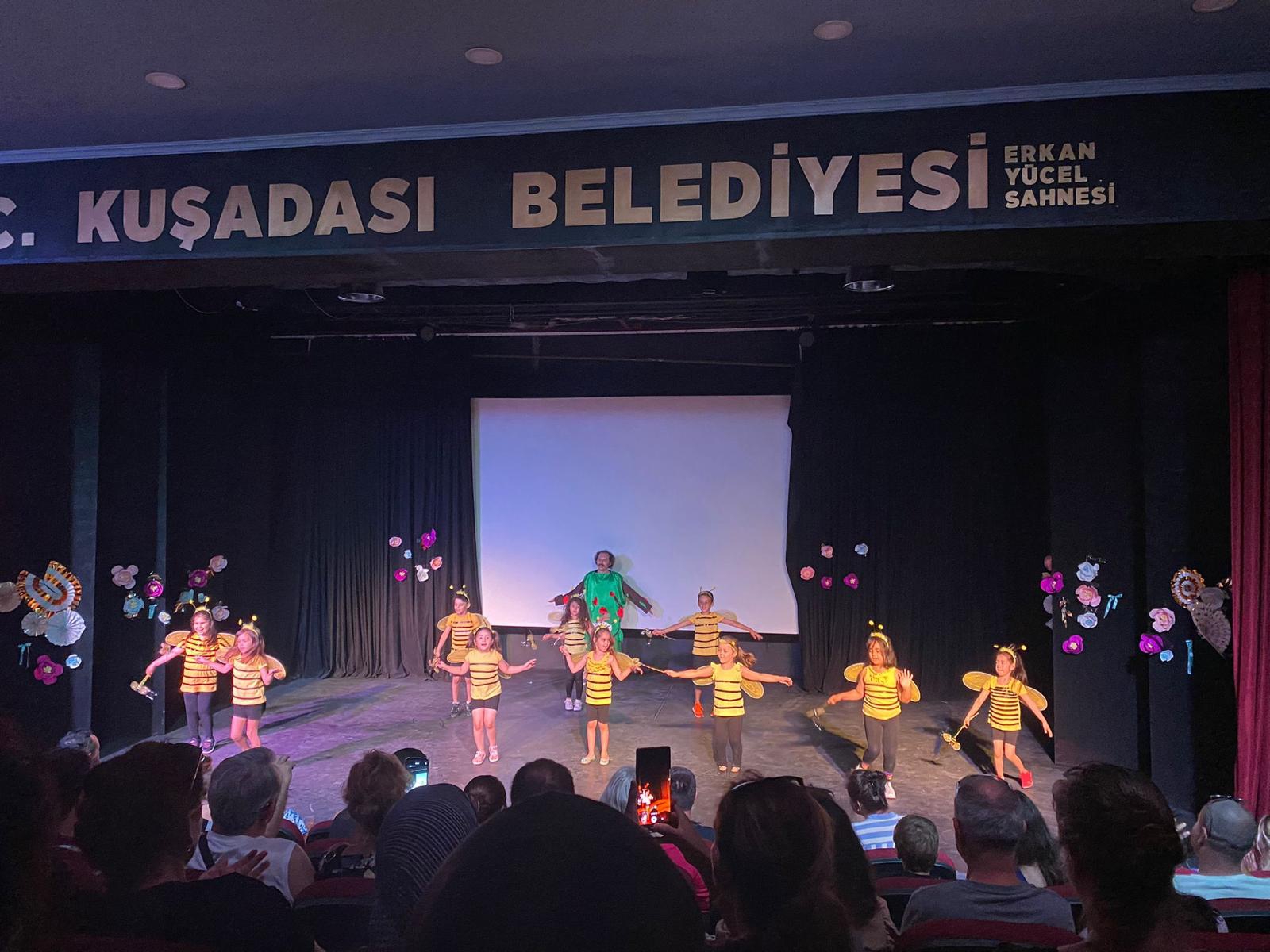 KUŞADASI 2022’DE SANATLA GÜZELLEŞTİ