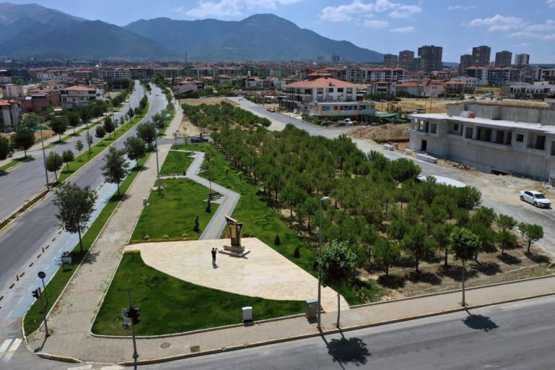 YENİ PARKLARIYLA MERKEZEFENDİ GÜZELLEŞİYOR